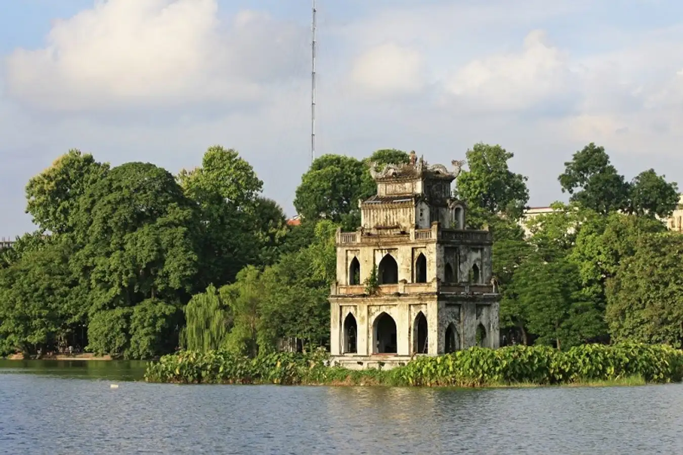 Tour Hà Nội Hồ Gươm 1 Ngày: Khám Phá Trái Tim Thủ Đô Cùng Travel Vietnam